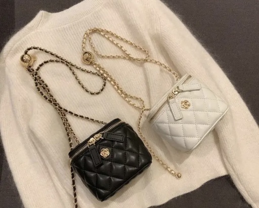 Camellia chain leather bag