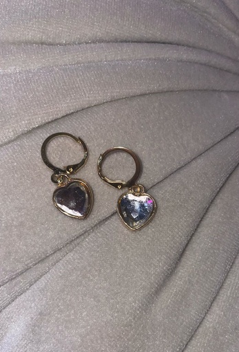 [88129649] Elegant Golden-Tone Heart Shape Earrings With Silver Gemstone