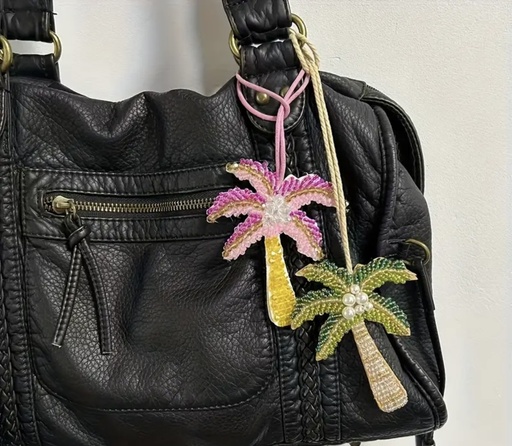 [61929927] Beaded palm tree bag charm