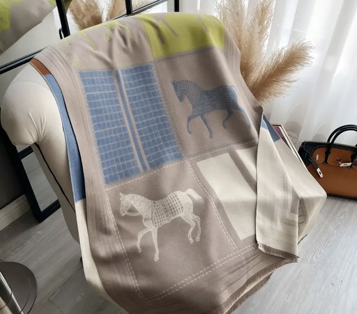 Bohemian horse contrast shawl