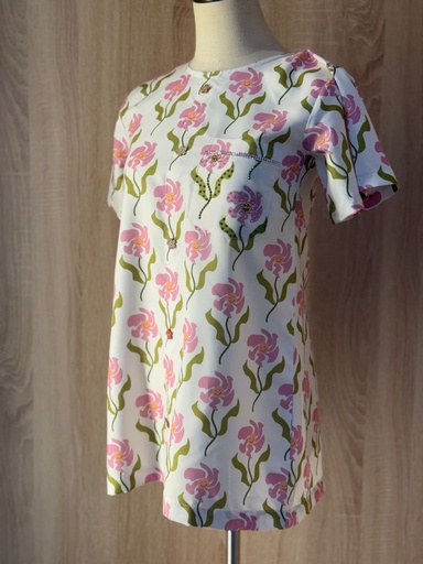 [00030069] Smiley Flower Patient Gown  