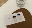 Pearl loop bow earrings