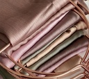 Warm solid color satin Shaila 