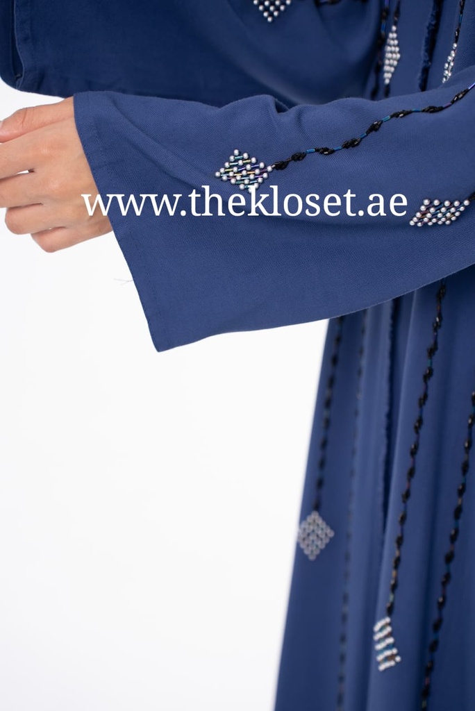 Chic Abaya Adorned with Vibrant Beads 