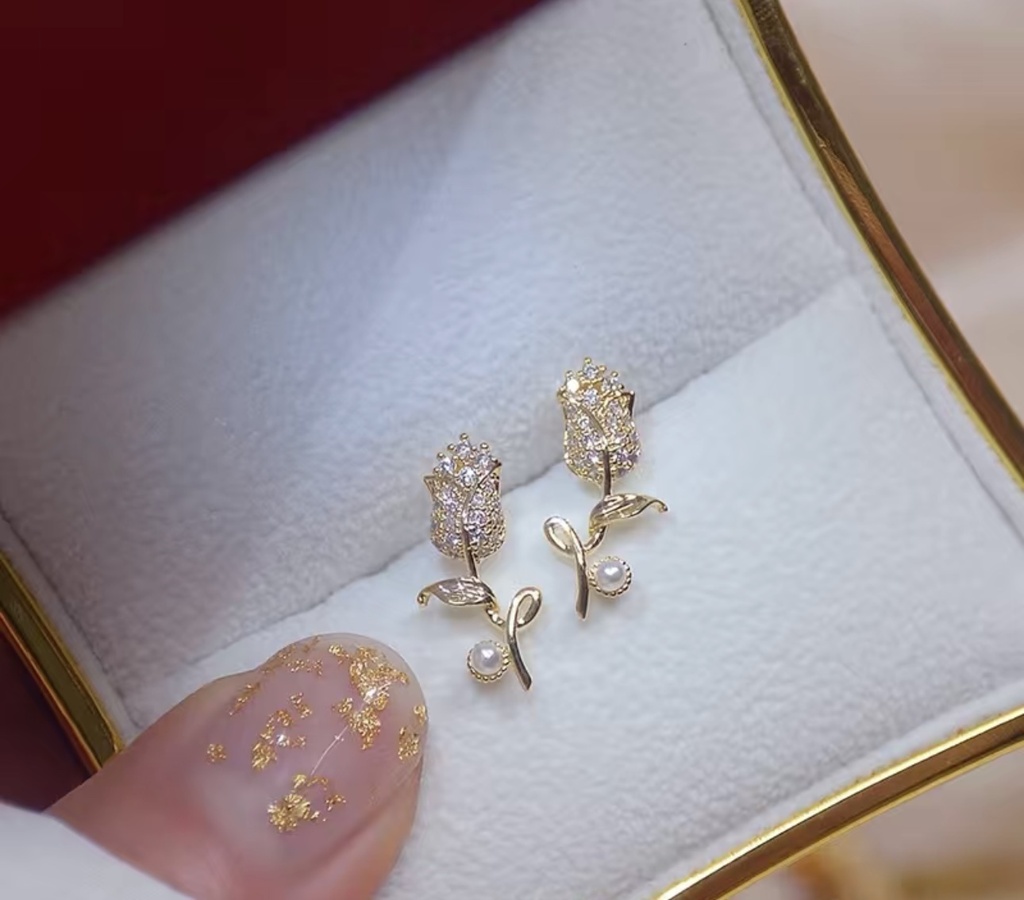 Delicate Golden &amp; Pearl Flower Earrings