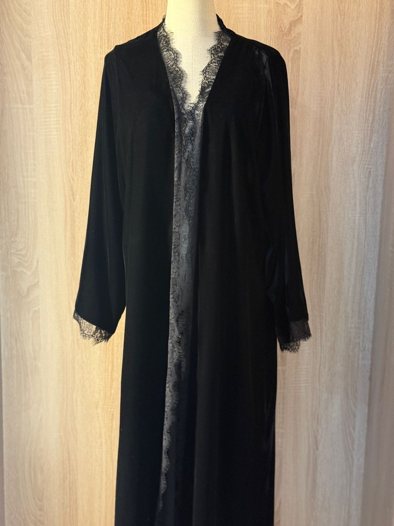 Luxury Black Velvet Abaya with Lace Trim
