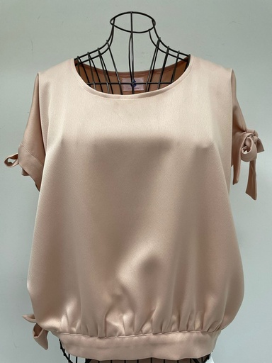  Solid-Colored Blouse