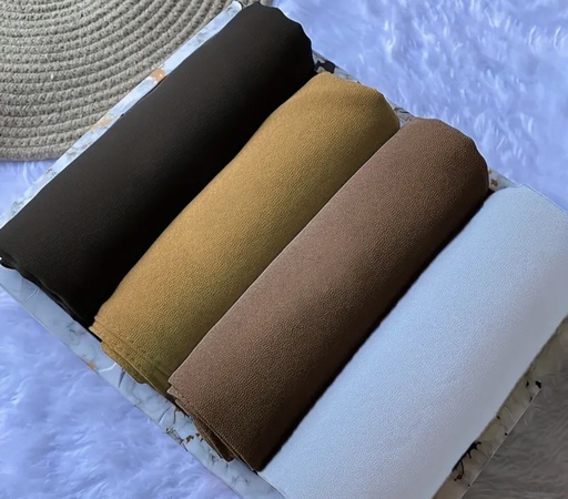 Base color polyester Shaila 